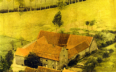 Müllendorfer Hof - Luftbildaufnahme von 1948 Müllendorfer Hof - Luftbildaufnahme von 1948